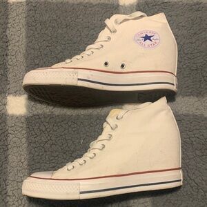 Converse White Hidden Heel High-Tops with Red and Blue Accents Size 8.5.